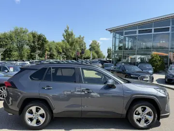 RAV 4 HYBRID TEAM DEUTSCHLAND/TECHNIK-PAKET/DAB