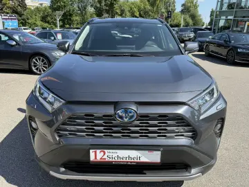 RAV 4 HYBRID TEAM DEUTSCHLAND/TECHNIK-PAKET/DAB