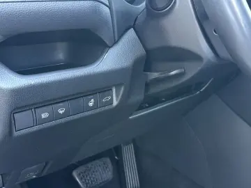 RAV 4 HYBRID TEAM DEUTSCHLAND/TECHNIK-PAKET/DAB