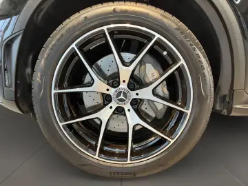GLC 300 e 4matic AMG +MBUX+Wide+Navi+Burm+HUD+LM