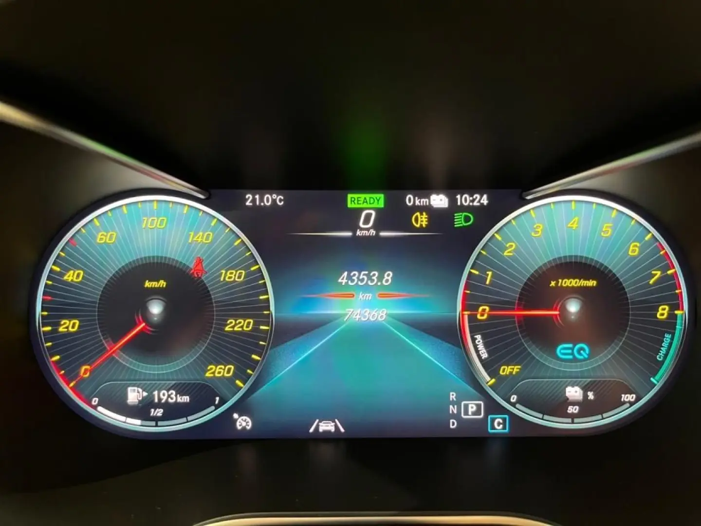 GLC 300 e 4matic AMG +MBUX+Wide+Navi+Burm+HUD+LM