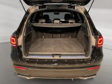 GLC 300 e 4matic AMG +MBUX+Wide+Navi+Burm+HUD+LM