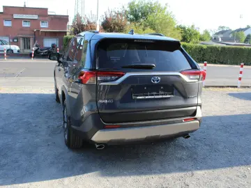 RAV 4 RAV4 Hybrid 4x2 Team Deutschland