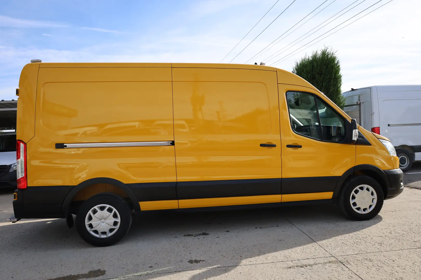 Ford Transit L3H2 2.0 130cp