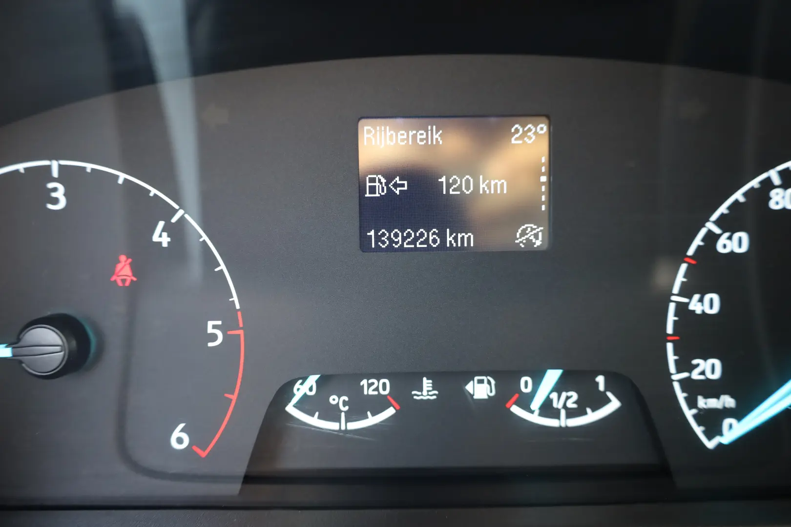 Ford Transit L3H2 2.0 130cp