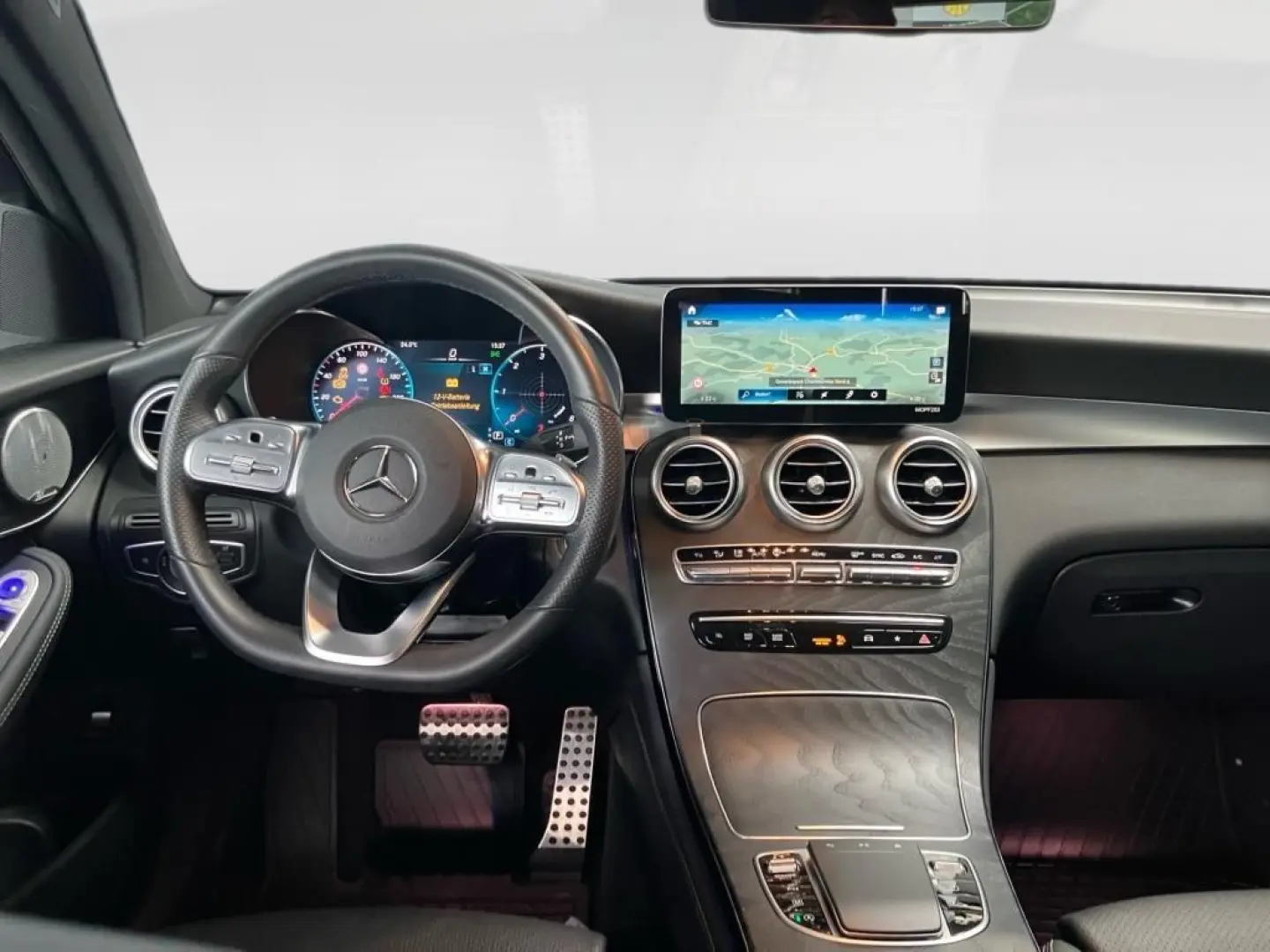 GLC 400 d 4M AMG-Line+Night+SD+MULTIBEAM+Burmest