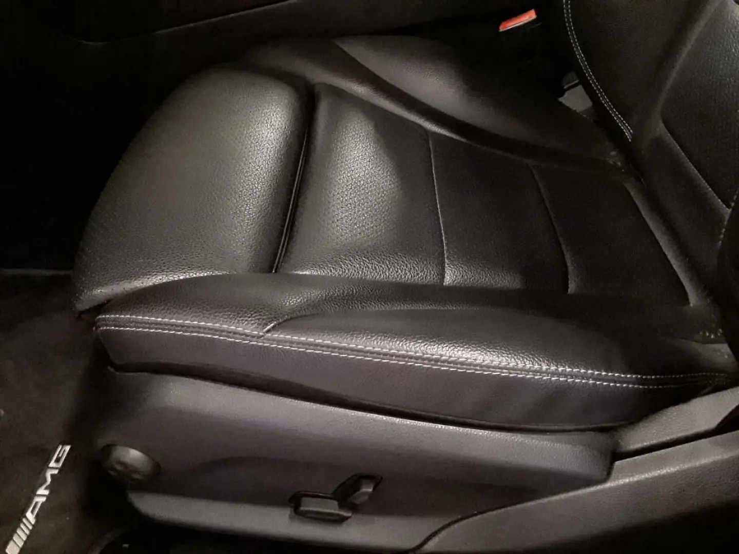 GLC-Coupe 300 de 4M-AMG AssiP BusiP