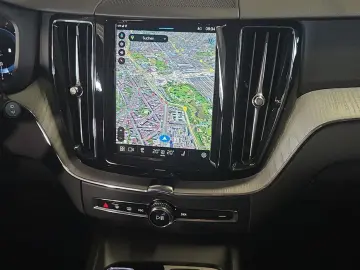 XC60 B5 B AWD Plus Dark