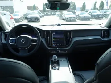 XC60 Ultra Dark B5 AWD/Four-C/360°Cam/Massage
