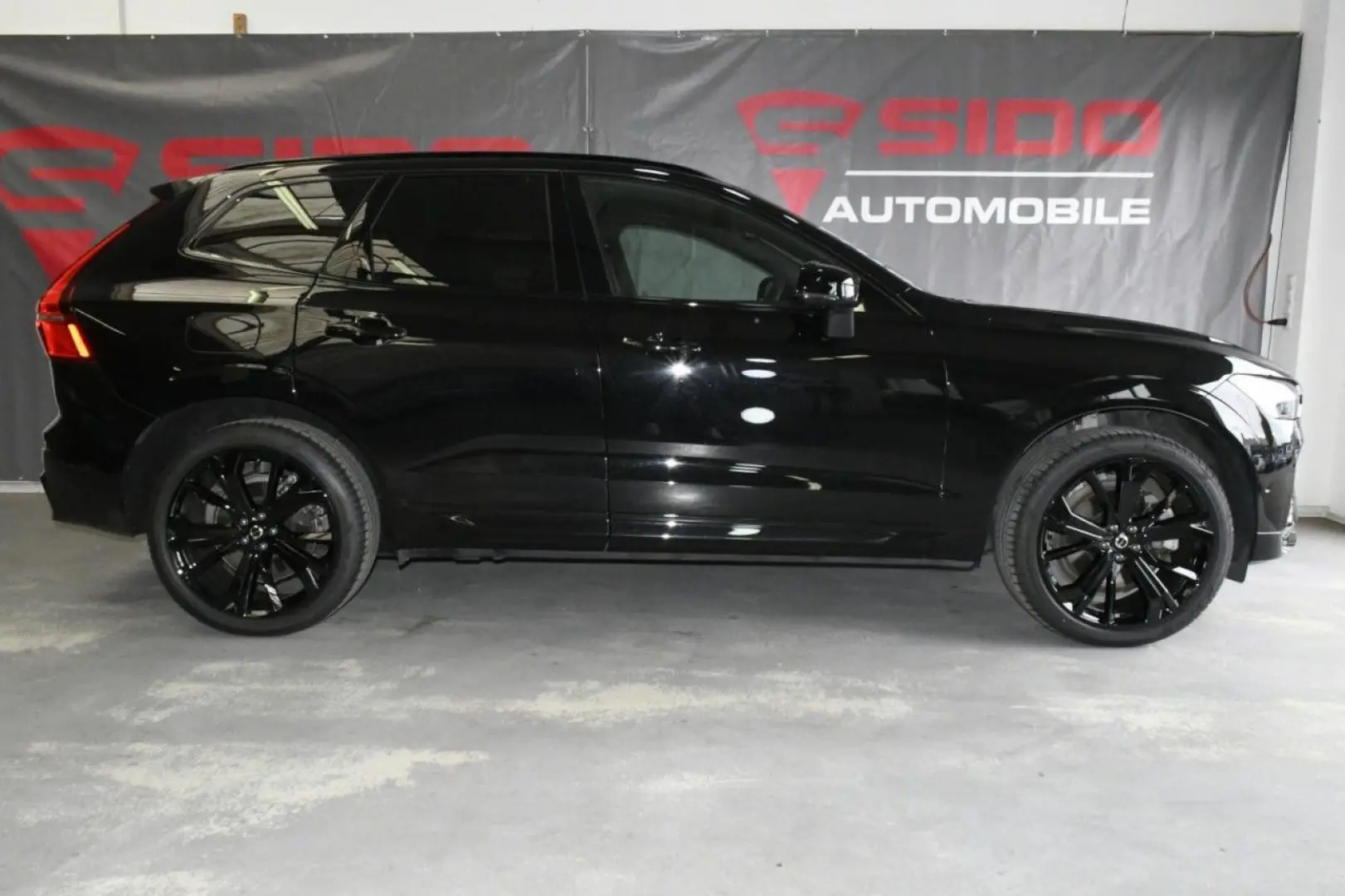 XC60 Ultim. Black AWD ACC*B&W*HuD*360*PAN*MASSAG