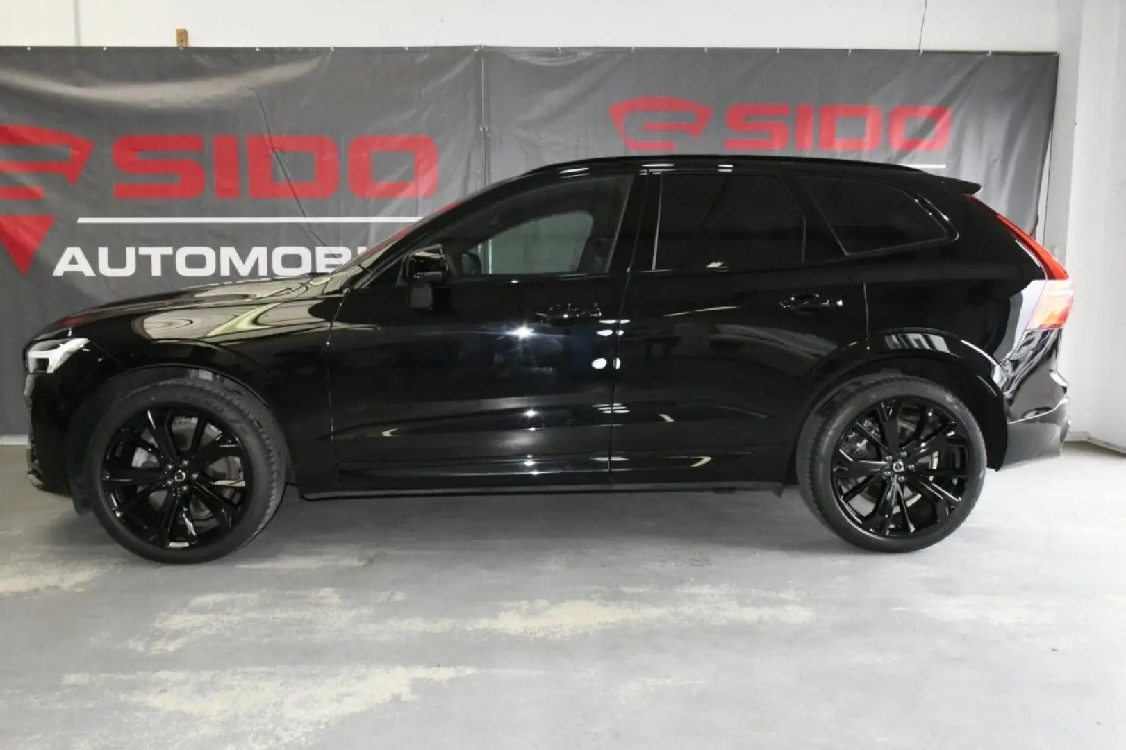 XC60 Ultim. Black AWD ACC*B&W*HuD*360*PAN*MASSAG