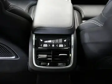 XC60 Ultim. Black AWD ACC*B&W*HuD*360*PAN*MASSAG