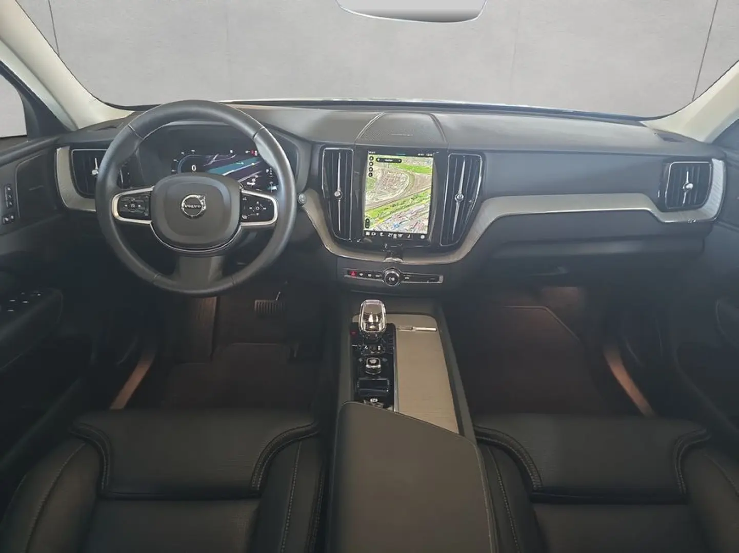 XC60 B5 B AWD Plus Dark