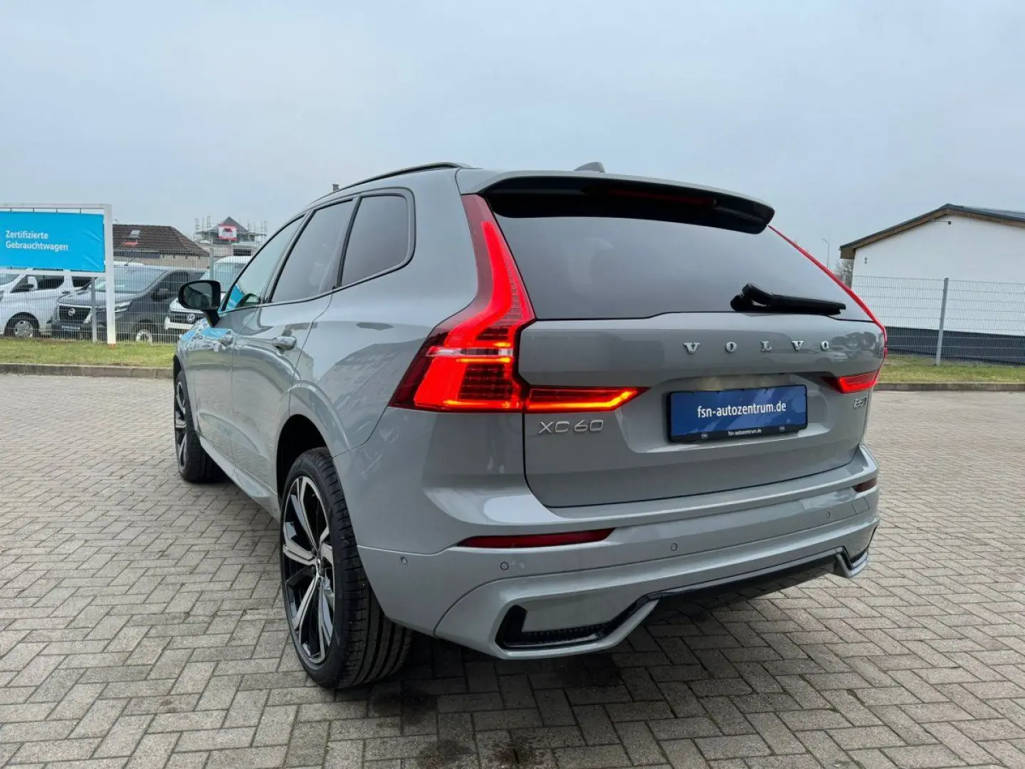 XC60 B5 AWD Ultra Dark Luftfahrwerk Bowers & Wil