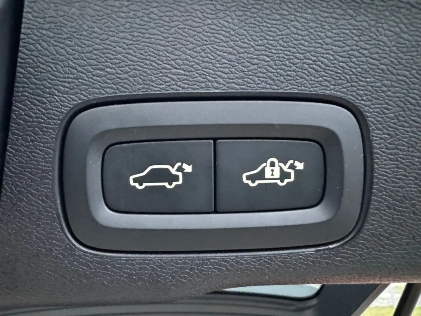 XC60 B5 AWD Ultra Dark Luftfahrwerk Bowers & Wil