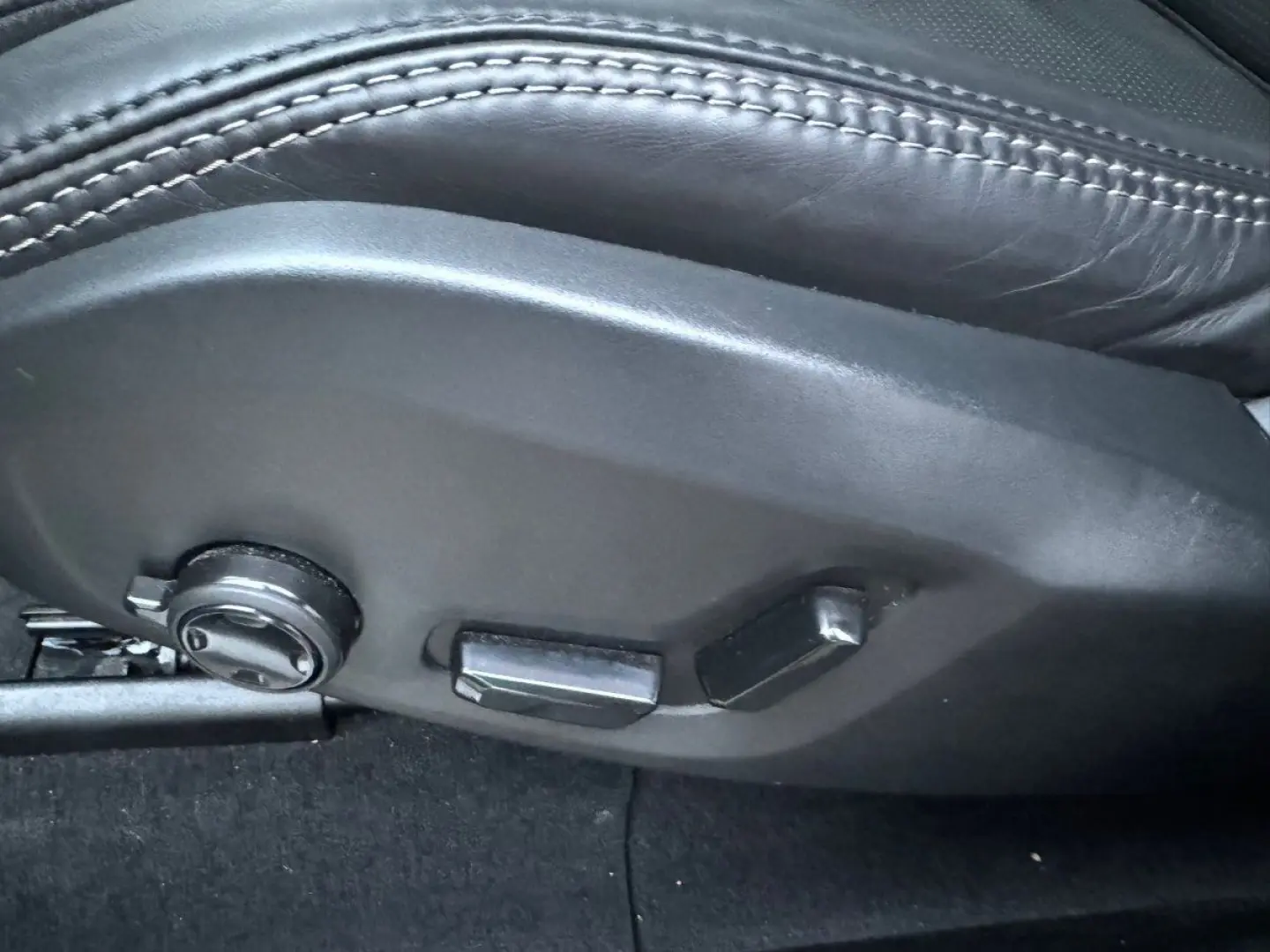 XC60 B5 AWD Ultra Dark Luftfahrwerk Bowers & Wil