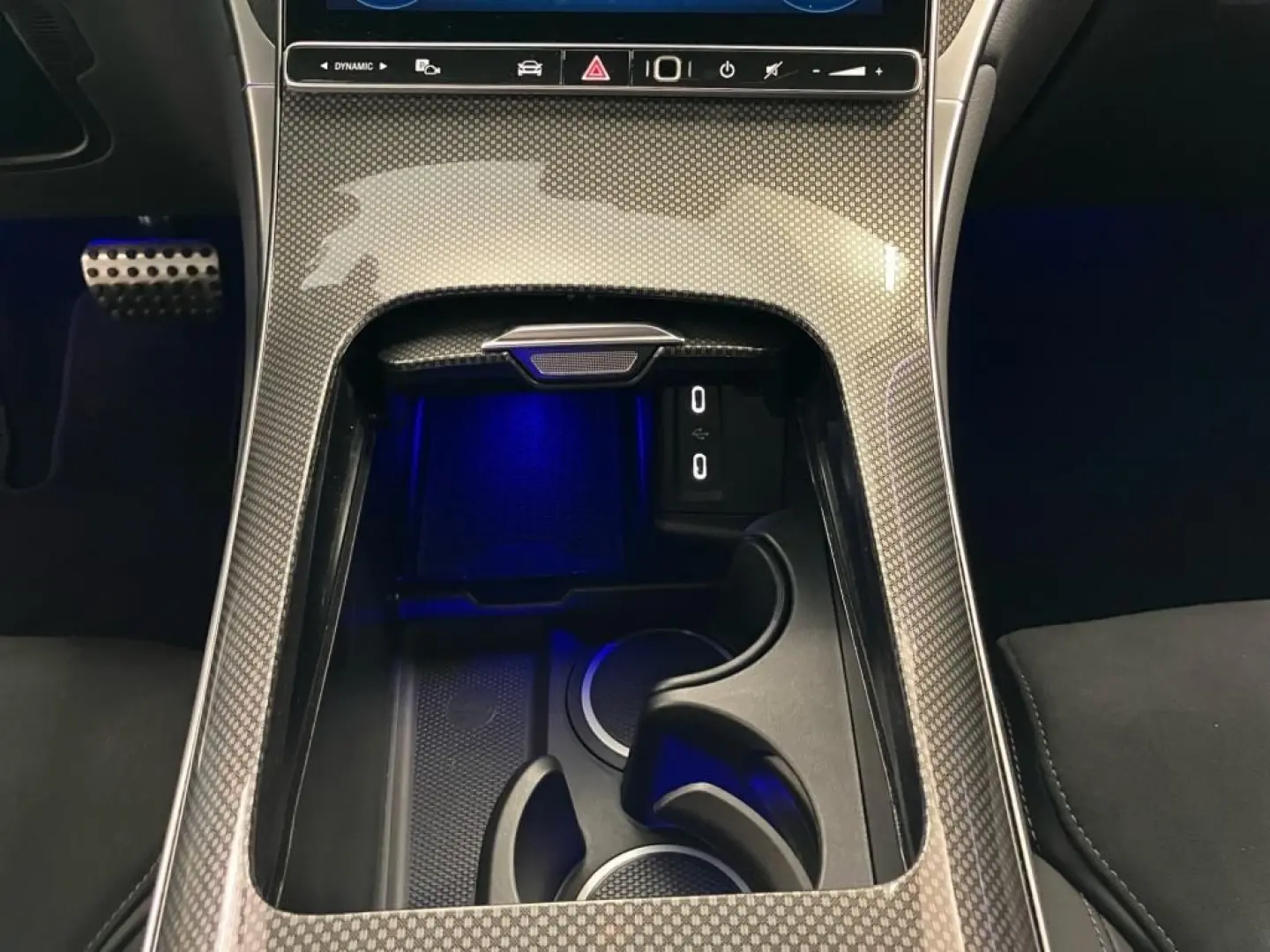 GLC 220 d 4M EDITION AMG-Line+Night+AHK+DISTRON