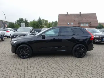 XC60 Black Edition Ultra T8 AWD/Massage/Pano/CAM