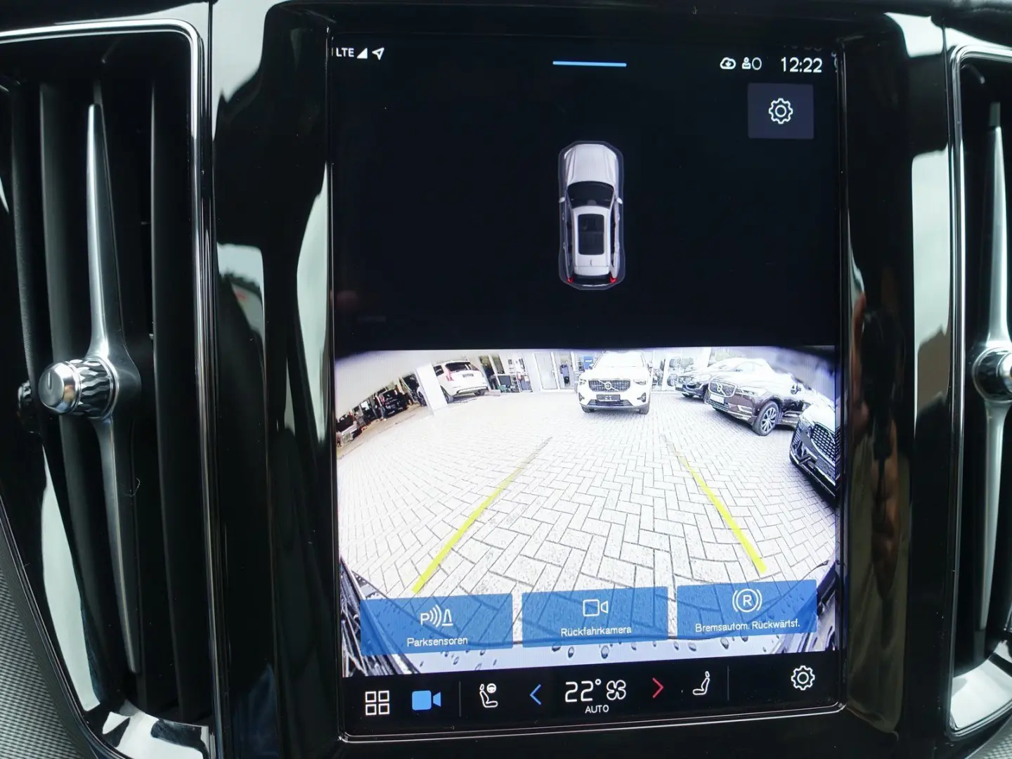 XC60 Black Edition Ultra T8 AWD/Massage/Pano/CAM