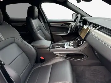 F-Pace D200 AWD R-Dynamic SE