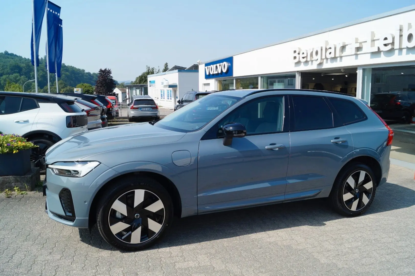 XC60 T8 AWD PlugIn Hybrid Plus Dark Aut/360°/20