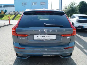 XC60 T8 AWD PlugIn Hybrid Plus Dark Aut/360°/20