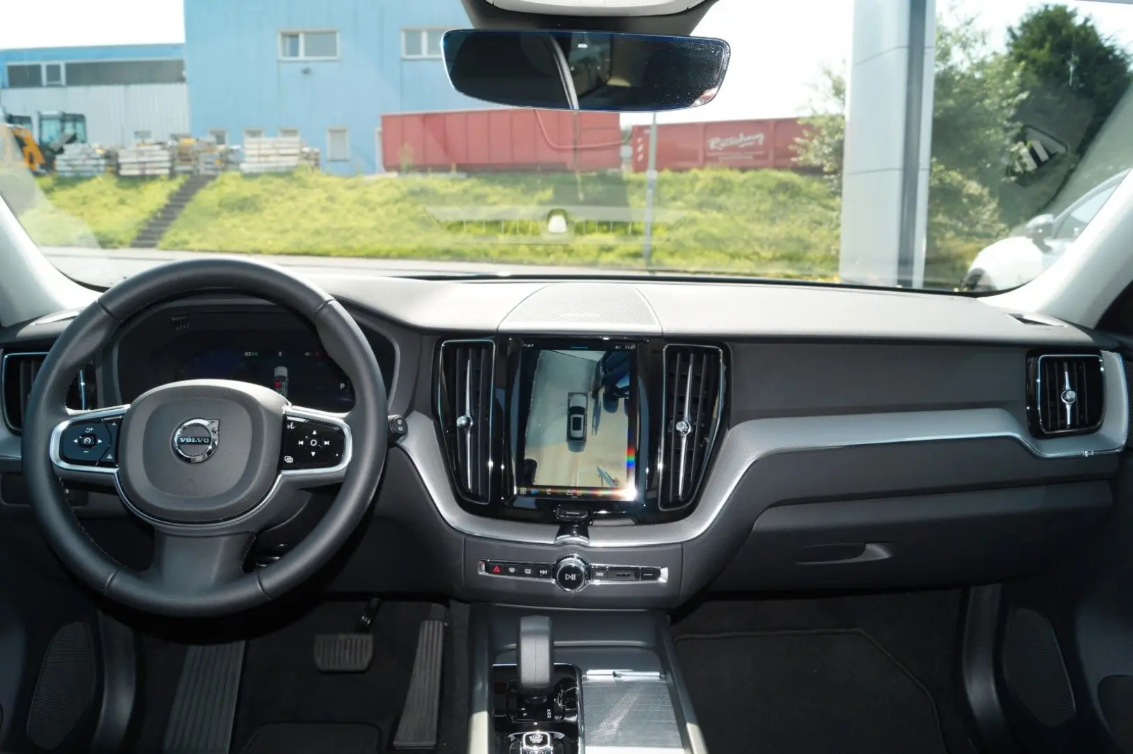XC60 T8 AWD PlugIn Hybrid Plus Dark Aut/360°/20