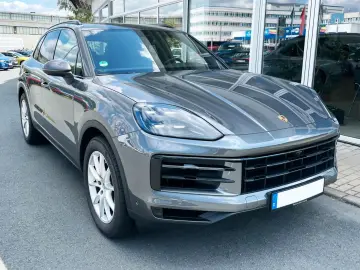 Porsche Cayenne /Panorama/Cameră