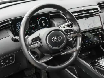 TUCSON 1.6 TGDI Hybrid DCT 4WD Trend |LED|KAM