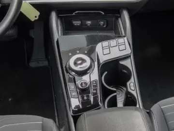 Sportage Vision 4WD Mild-Hybrid Navi Digitales C