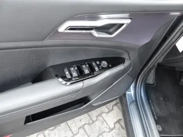 Sportage Vision 4WD Mild-Hybrid Navi Digitales C