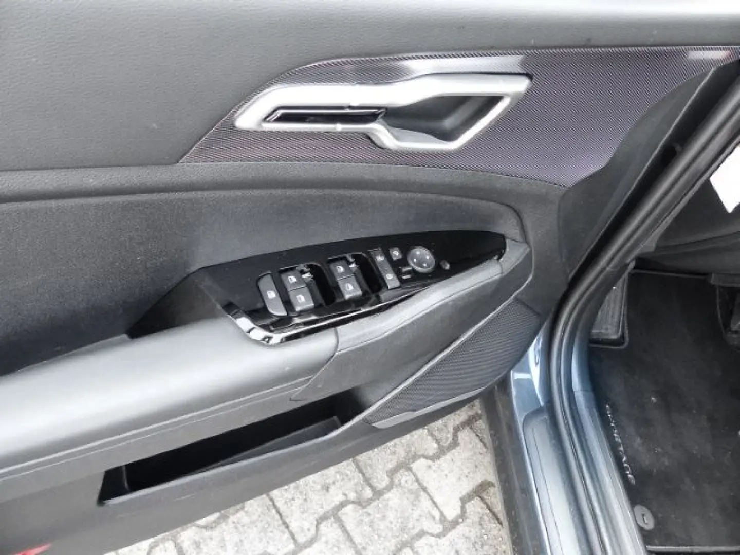 Sportage Vision 4WD Mild-Hybrid Navi Digitales C