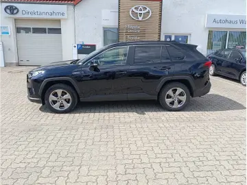 RAV4 2.5 Hybrid 4x4 Team Deutschland