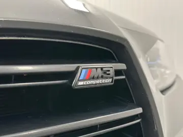 BMW M3 Competition Carbon