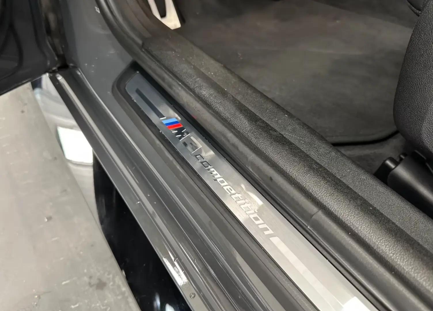 BMW M3 Competition Carbon