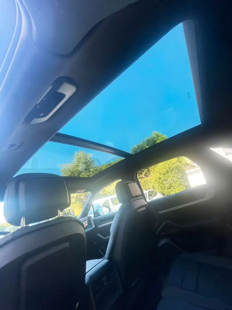 Porsche Cayenne /Panorama/Cameră de asistență