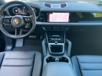 Porsche Cayenne /Panorama/Cameră de asistență