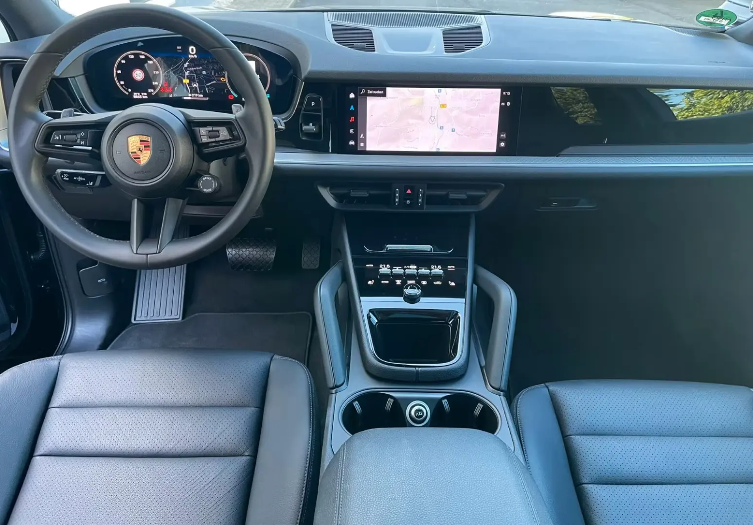 Porsche Cayenne /Panorama/Cameră de asistență