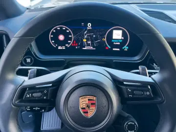 Porsche Cayenne /Panorama/Cameră de asistență