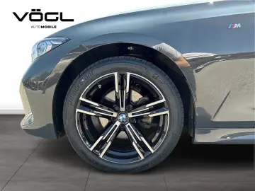 320d xDrive Limousine M Sportpaket Innovationspa