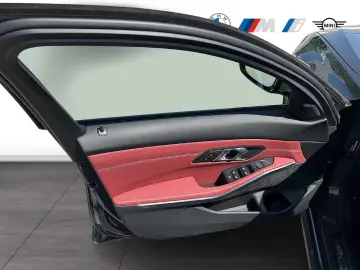 320d xDrive Limousine M Sportpaket Innovationspa