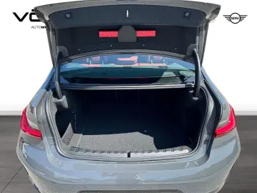 320d xDrive Limousine M Sportpaket Innovationspa