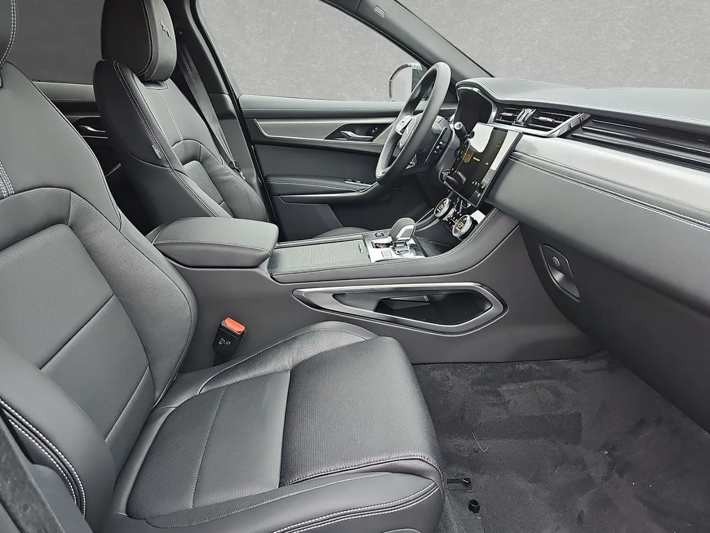 F-Pace D200 AWD R-Dynamic SE
