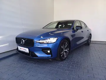 Volvo S60 Momentum Pro 2.0 B4 MHEV 197CP Automat