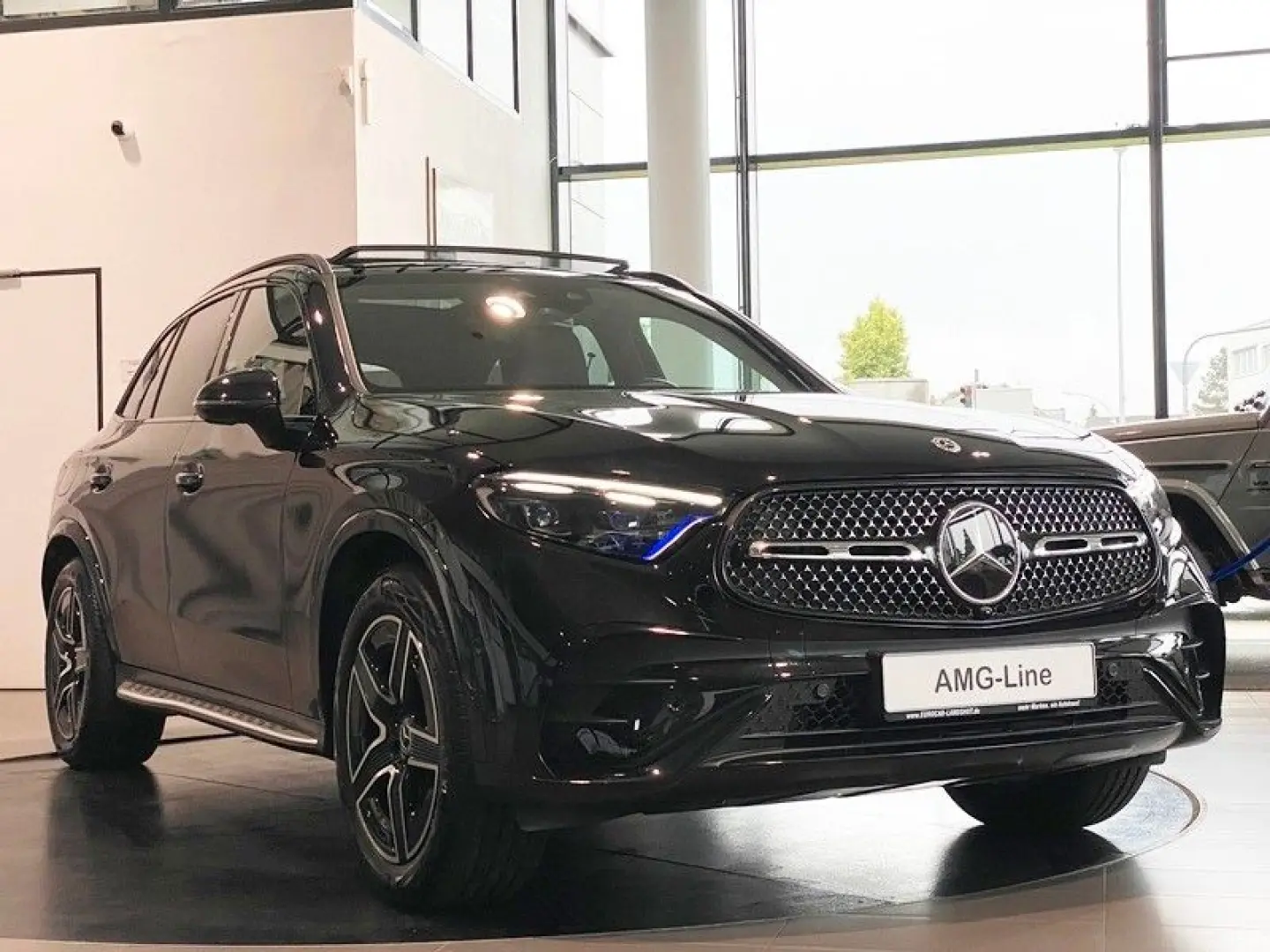 GLC 300 AMG-Line Night DigitalLight Pano AHK DTR