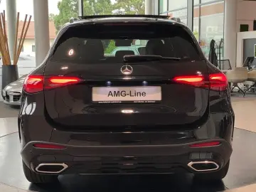 GLC 300 AMG-Line Night DigitalLight Pano AHK DTR