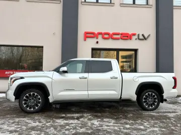 Tundra Crew Max Limited Hybrid Extra Lange