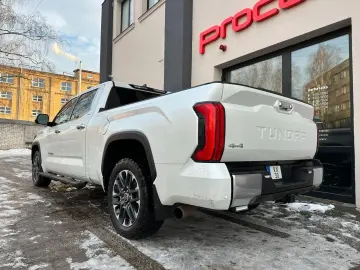 Tundra Crew Max Limited Hybrid Extra Lange