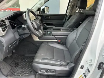 Tundra Crew Max Limited Hybrid Extra Lange