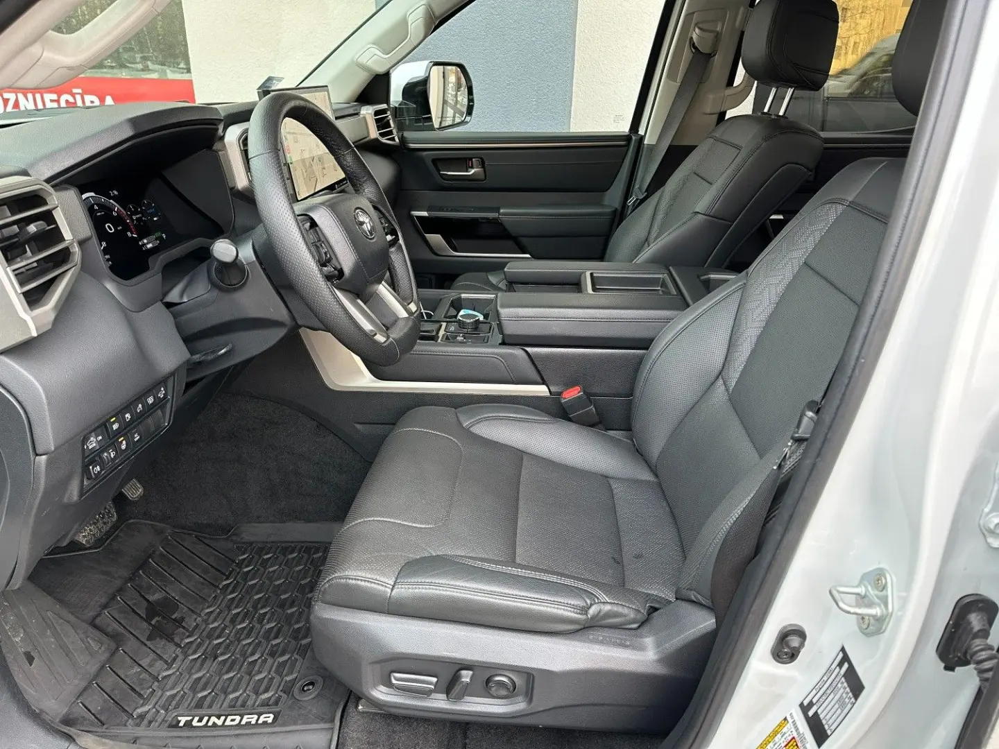 Tundra Crew Max Limited Hybrid Extra Lange